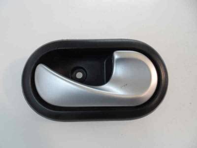 MANETA INTERIOR DELANTERA DERECHA DACIA SANDERO 2010 1.5 DCI D (68 CV)