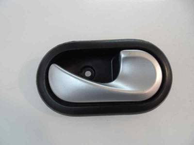 MANETA INTERIOR TRASERA DERECHA DACIA SANDERO 2010 1.5 DCI D (68 CV)