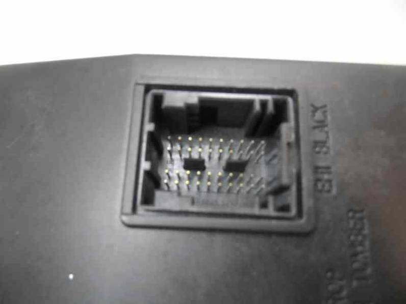 CAJA RELES FUSIBLES DACIA SANDERO 2010 1.5 DCI D (68 CV)