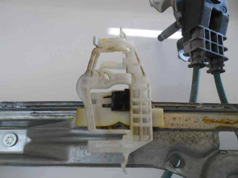 ELEVALUNAS TRASERO DERECHO FIAT BRAVO 2007 1.9 8V JTD (120 CV)