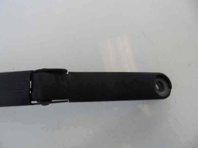 BRAZO LIMPIA DELANTERO IZQUIERDO FIAT BRAVO 2007 1.9 8V JTD (120 CV)