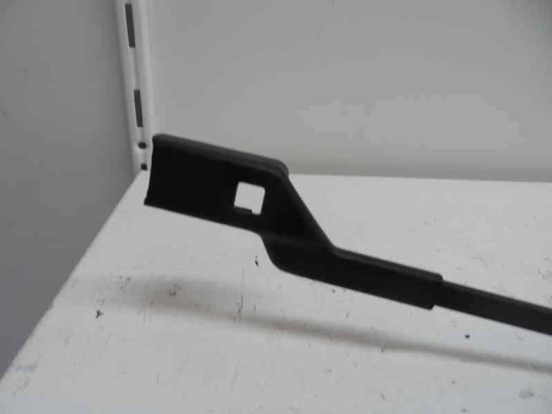 BRAZO LIMPIA DELANTERO DERECHO FIAT BRAVO 2007 1.9 8V JTD (120 CV)