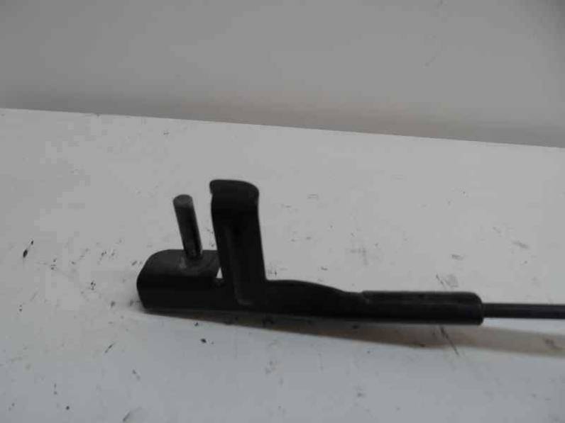 BRAZO LIMPIA DELANTERO IZQUIERDO AUDI A3 2004 1.9 TDI (105 CV)