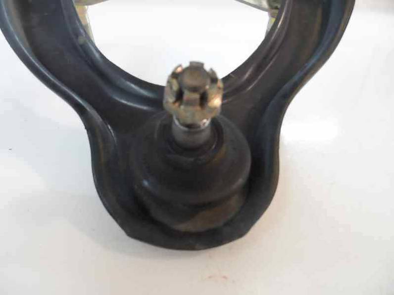 BRAZO SUSPENSION SUPERIOR DELANTERO IZQUIERDO MG ROVER SERIE 45 2005 1.6 16V (109 CV)