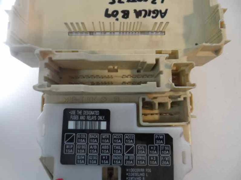 CAJA RELES FUSIBLES OPEL AGILA B 2009 1.3 16V CDTI (75 CV)