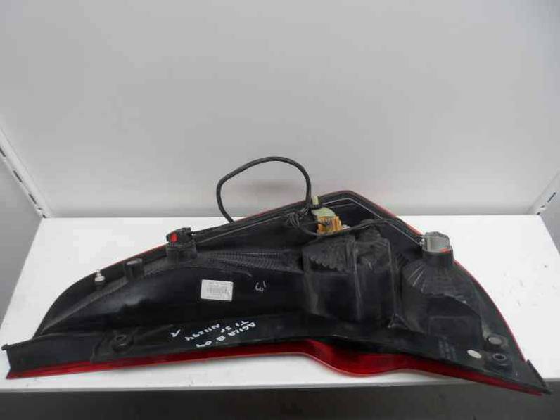 PILOTO TRASERO IZQUIERDO OPEL AGILA B 2009 1.3 16V CDTI (75 CV)