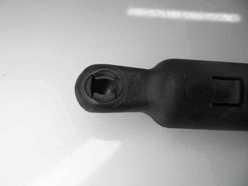 AMORTIGUADOR CAPOT MERCEDES CLASE CLK COUPE 2001 2.3 COMPRESOR (197 CV)