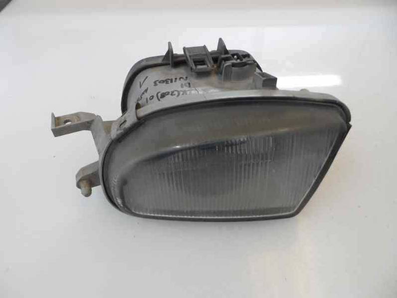 FARO ANTINIEBLA IZQUIERDO MERCEDES CLASE CLK COUPE 2001 2.3 COMPRESOR (197 CV)
