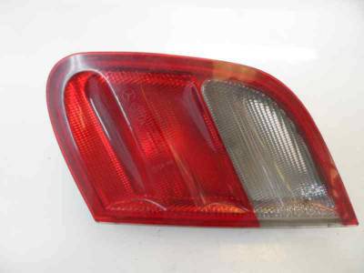 PILOTO TRASERO DERECHO MERCEDES CLASE CLK COUPE 2001 2.3 COMPRESOR (197 CV)