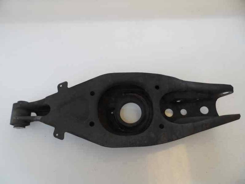 BRAZO SUSPENSION INFERIOR TRASERO DERECHO MERCEDES CLASE CLK COUPE 2001 2.3 COMPRESOR (197 CV)