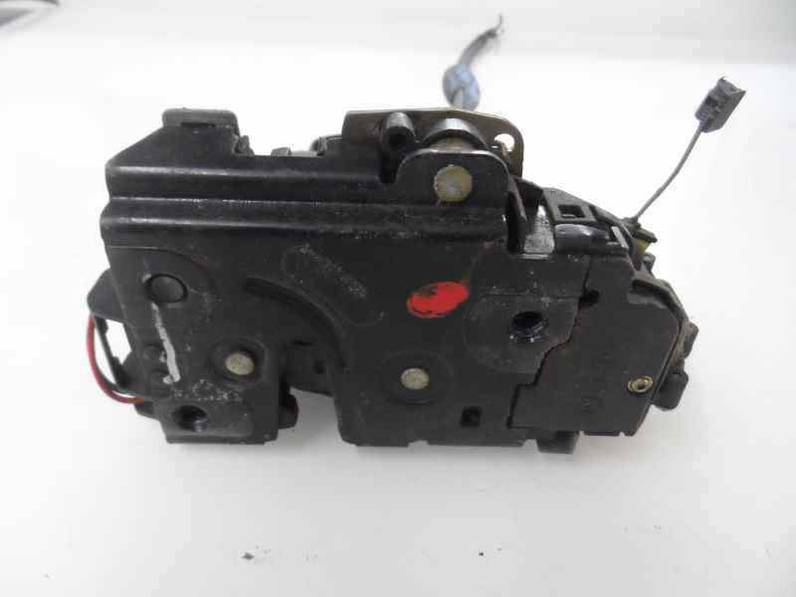 CERRADURA PUERTA TRASERA IZQUIERDA VOLKSWAGEN PASSAT BERLINA 2001 1.9 TDI (131 CV)