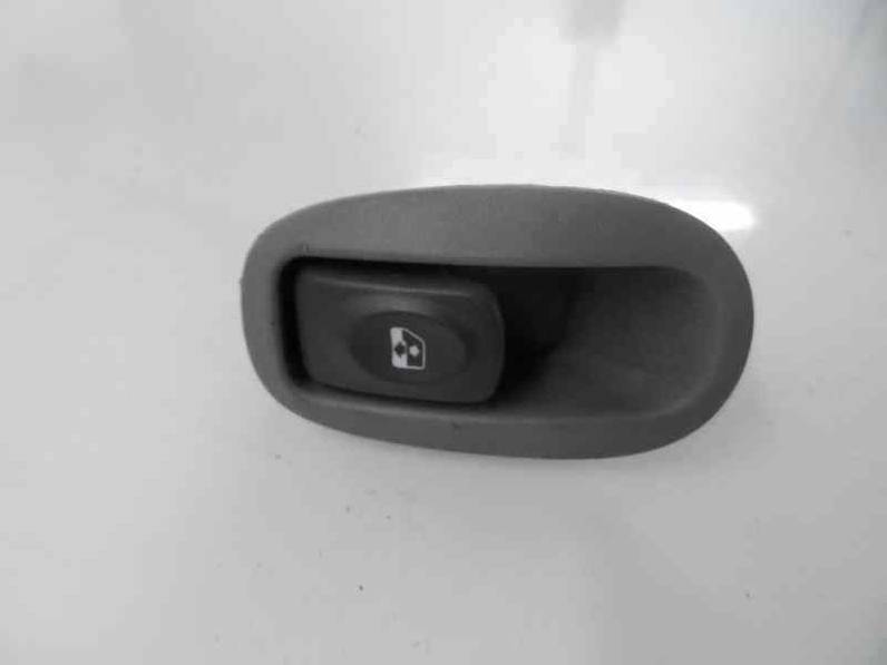 MANDO ELEVALUNAS TRASERO DERECHO RENAULT SCENIC 2000 2.0 16V (139 CV)