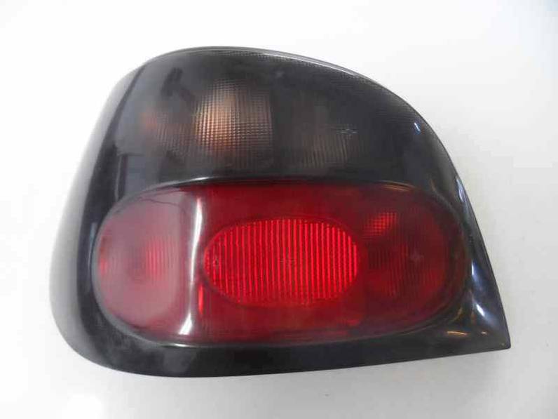 PILOTO TRASERO IZQUIERDO RENAULT MEGANE I BERLINA HATCHBACK 1996 2.0 (113 CV)