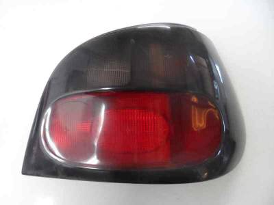 PILOTO TRASERO DERECHO RENAULT MEGANE I BERLINA HATCHBACK 1996 2.0 (113 CV)