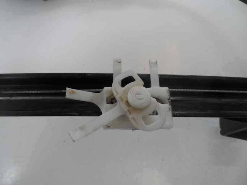 ELEVALUNAS DELANTERO DERECHO FIAT BRAVO 2000 1.6 16V (103 CV)