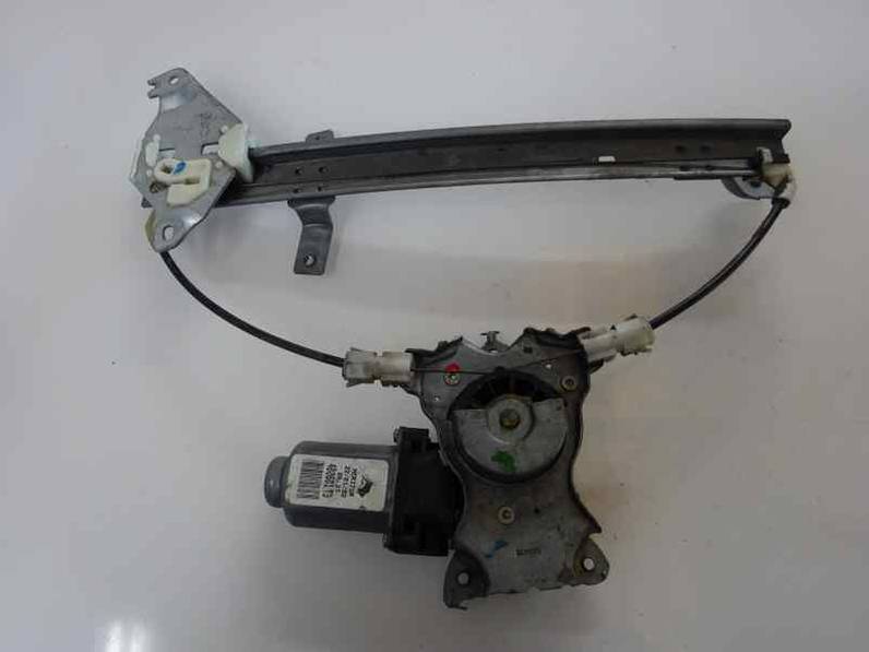 ELEVALUNAS TRASERO IZQUIERDO NISSAN ALMERA TINO 2000