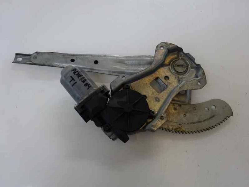 ELEVALUNAS TRASERO IZQUIERDO NISSAN ALMERA 2000