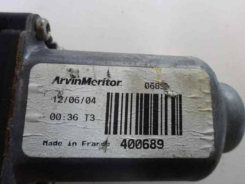 ELEVALUNAS TRASERO DERECHO NISSAN ALMERA 2000