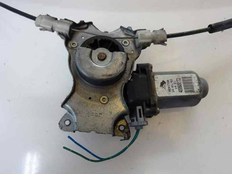 ELEVALUNAS DELANTERO DERECHO NISSAN ALMERA 2000