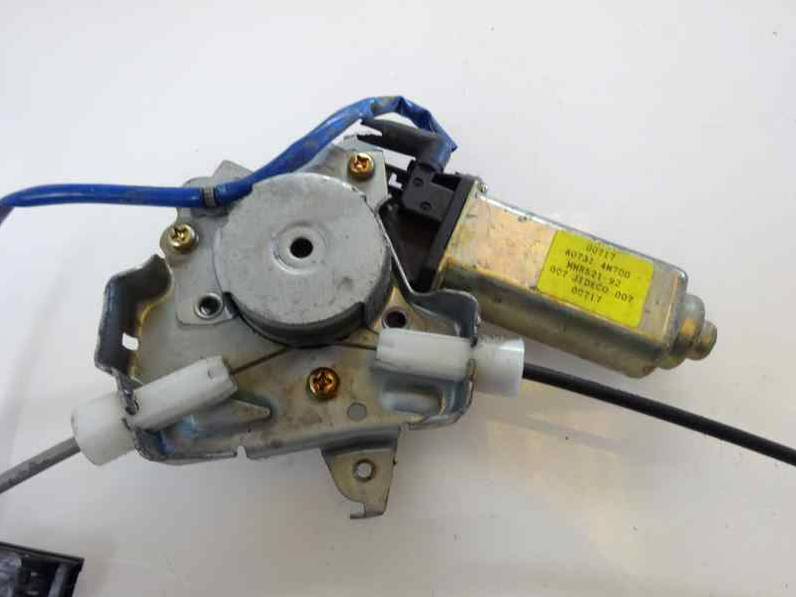 ELEVALUNAS DELANTERO IZQUIERDO NISSAN ALMERA 2000