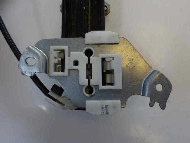 ELEVALUNAS DELANTERO DERECHO NISSAN MICRA 2002