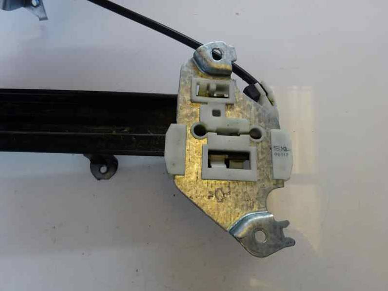 ELEVALUNAS DELANTERO IZQUIERDO NISSAN MICRA 2002