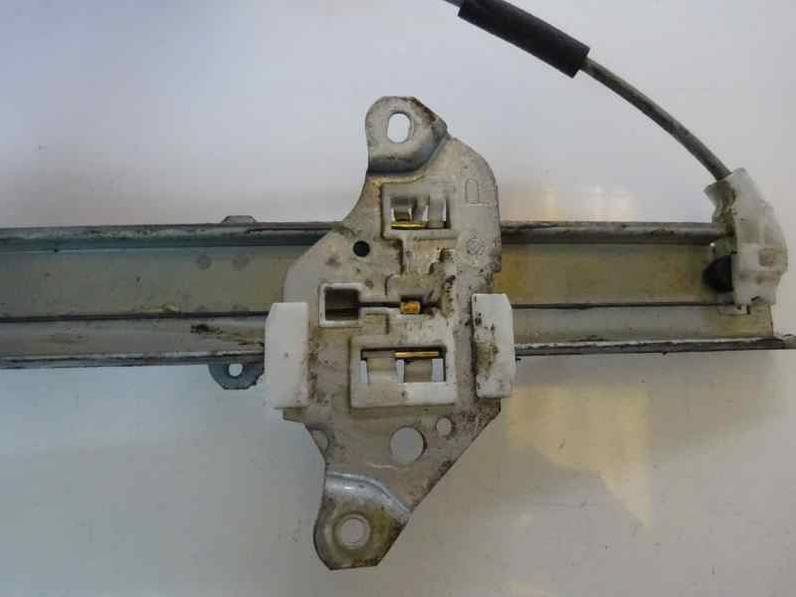 ELEVALUNAS DELANTERO DERECHO NISSAN ALMERA 2000