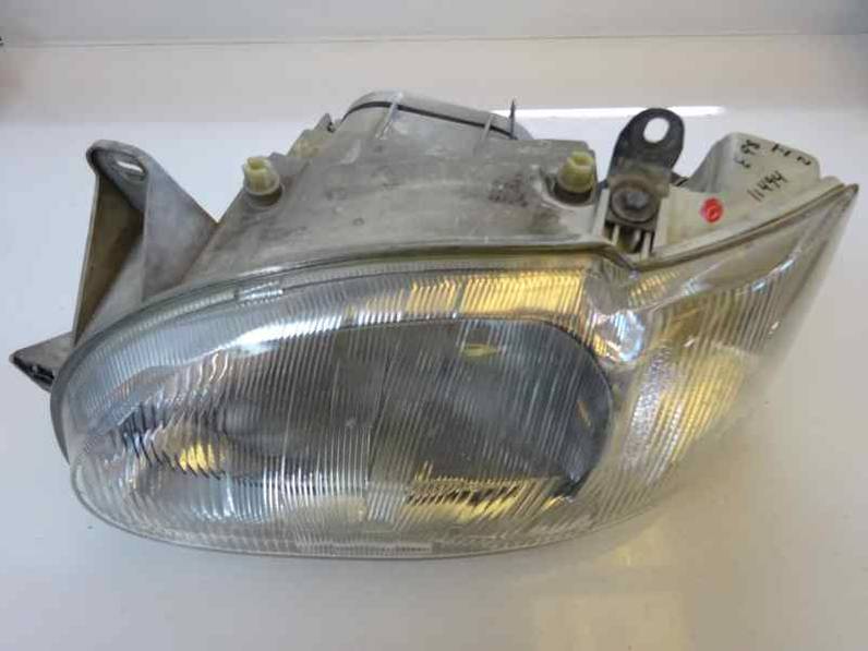 FARO IZQUIERDO FORD ESCORT BERLINA 1997 1.8 D (60 CV)