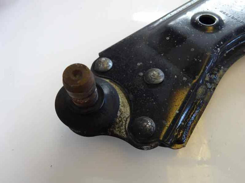 BRAZO SUSPENSION INFERIOR DELANTERO IZQUIERDO OPEL CORSA E 2016 1.3 16V CDTI (75 CV)