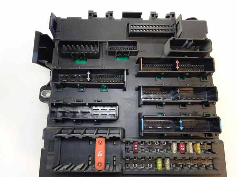 CAJA RELES FUSIBLES OPEL VECTRA C BERLINA 2003 2.2 16V DTI (125 CV)