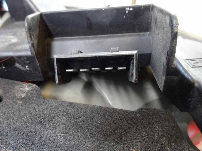 PILOTO TRASERO DERECHO FORD KA 2000 1.3 (60 CV)