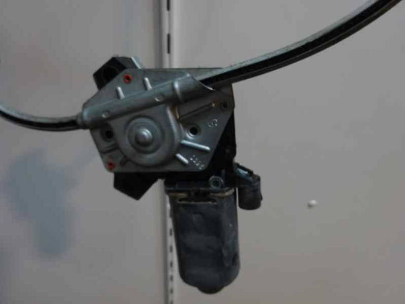 ELEVALUNAS DELANTERO IZQUIERDO RENAULT CLIO I FASE I II 1996 1.2 (58 CV)