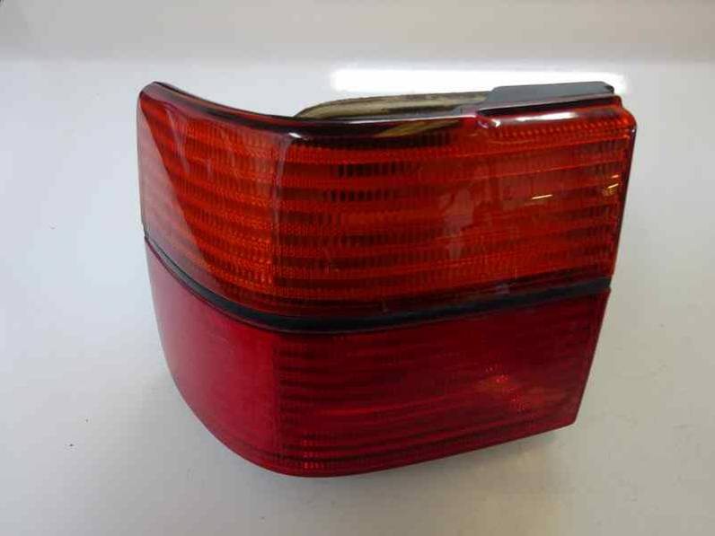 PILOTO TRASERO IZQUIERDO VOLKSWAGEN VENTO 1993 1.8 INY 5V (75 CV)