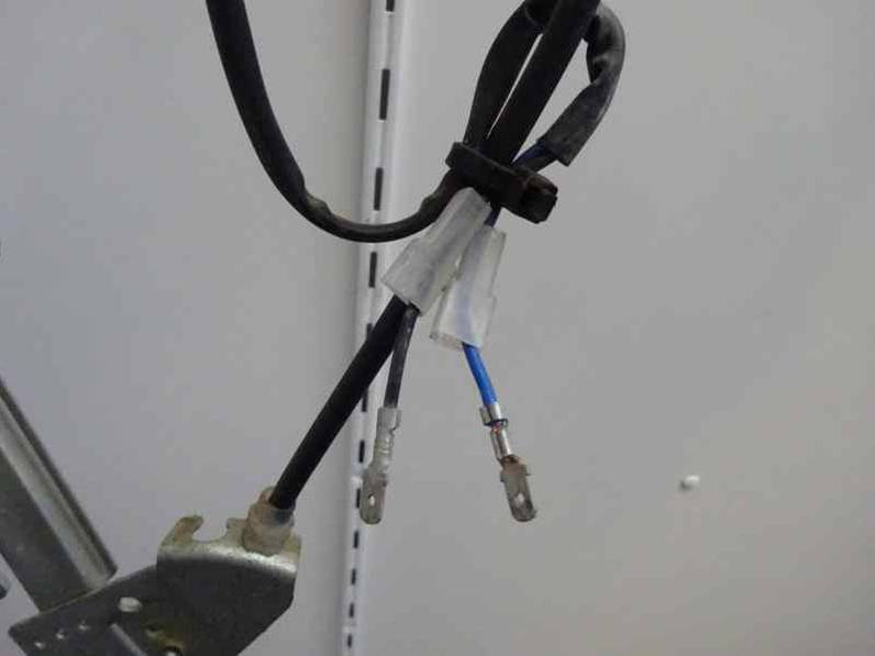 ELEVALUNAS DELANTERO DERECHO VOLKSWAGEN VENTO 1993 1.8 INY 5V (75 CV)