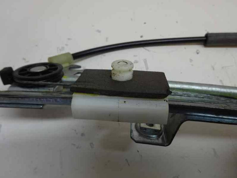 ELEVALUNAS DELANTERO DERECHO RENAULT CLIO II FASE I 1998 1.9 D (64 CV)