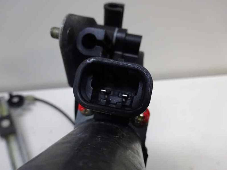 ELEVALUNAS DELANTERO DERECHO RENAULT CLIO II FASE I 1998 1.9 D (64 CV)