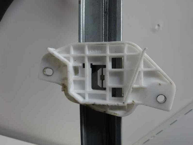 ELEVALUNAS DELANTERO DERECHO HYUNDAI LANTRA BERLINA 1997 1.6 (90 CV)