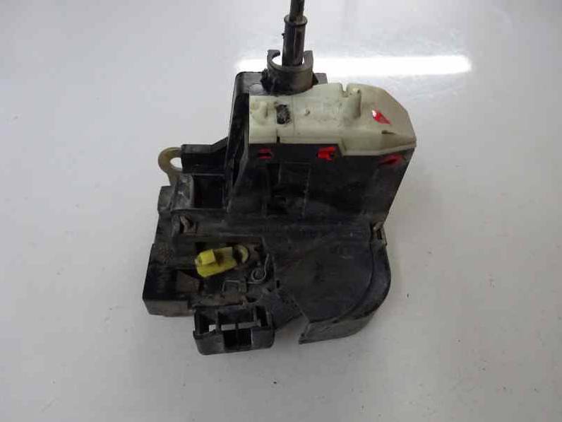 CERRADURA PUERTA DELANTERA IZQUIERDA RENAULT CLIO II FASE II 2002 1.2 (75 CV)