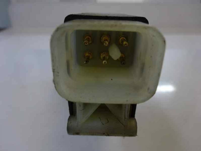 CERRADURA PUERTA DELANTERA DERECHA OPEL CORSA B 2000 1.2 16V (65 CV)