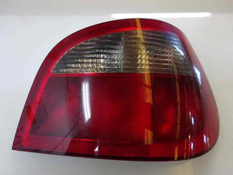 PILOTO TRASERO DERECHO RENAULT MEGANE I FASE 2 BERLINA 2002 1.9 DTI D (80 CV)