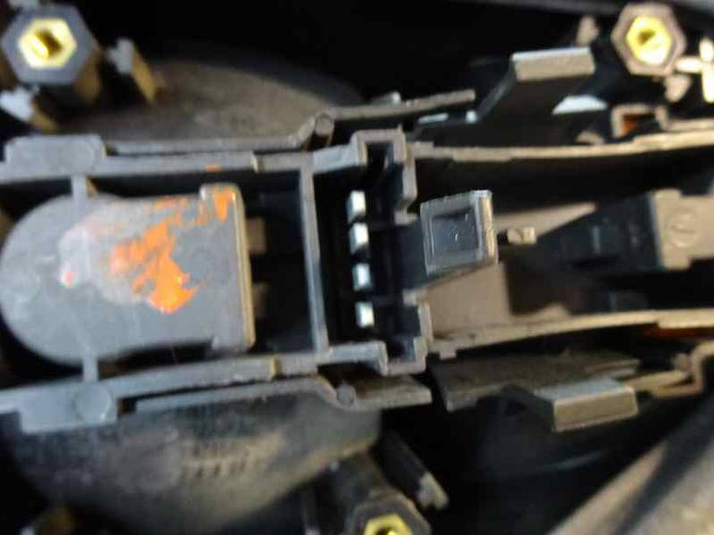 PILOTO TRASERO IZQUIERDO RENAULT LAGUNA 1995 2.2 D (83 CV)