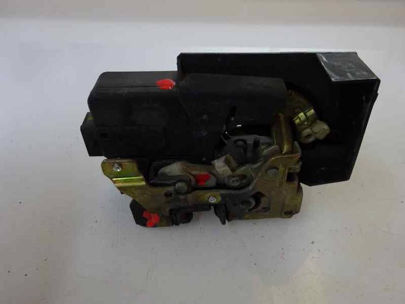 CERRADURA PUERTA TRASERA DERECHA RENAULT LAGUNA 1995 2.2 D (83 CV)