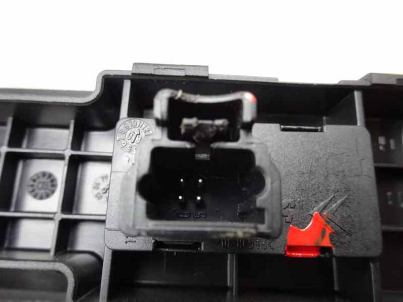 MANDO ELEVALUNAS DELANTERO DERECHO CITROEN C8 2004 2.0 HDI FAP (107 CV)