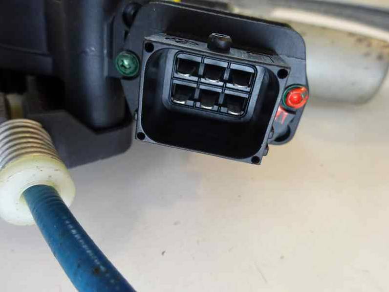 ELEVALUNAS DELANTERO IZQUIERDO OPEL CORSA D 2008 1.3 16V CDTI (75 CV)