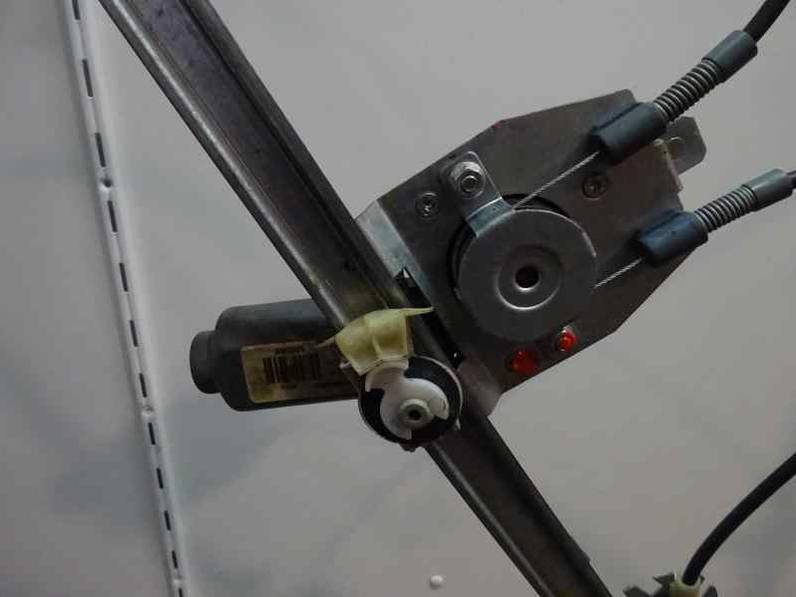 ELEVALUNAS DELANTERO DERECHO RENAULT LAGUNA II 2003 1.9 DCI D (120 CV)