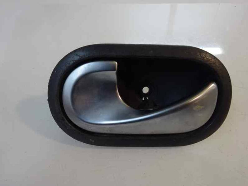 MANETA INTERIOR DELANTERA IZQUIERDA RENAULT MEGANE II BERLINA 5P 2004 1.5 DCI D (101 CV)