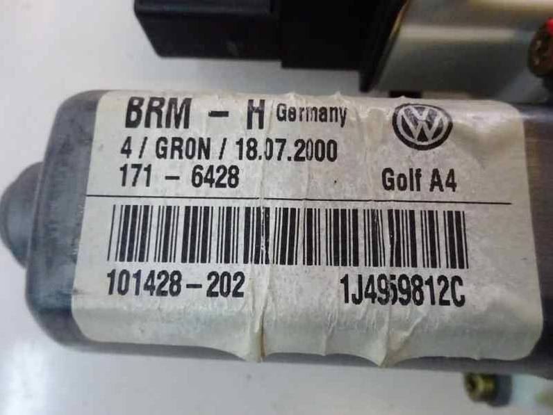 MOTOR ELEVALUNAS TRASERO DERECHO VOLKSWAGEN GOLF IV BERLINA 2000 1.9 TDI (90 CV)