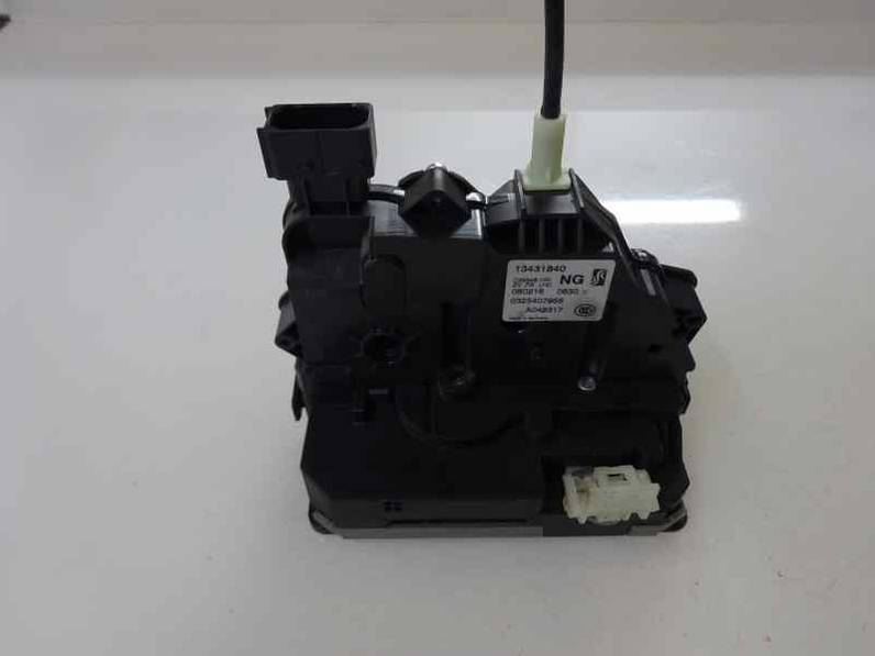 CERRADURA PUERTA DELANTERA DERECHA OPEL CORSA E 2016 1.3 16V CDTI (75 CV)