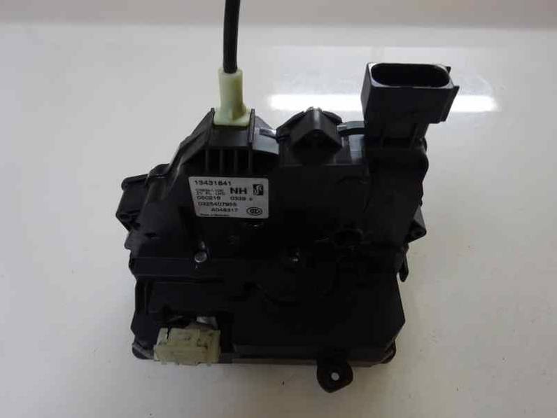 CERRADURA PUERTA DELANTERA IZQUIERDA OPEL CORSA E 2016 1.3 16V CDTI (75 CV)