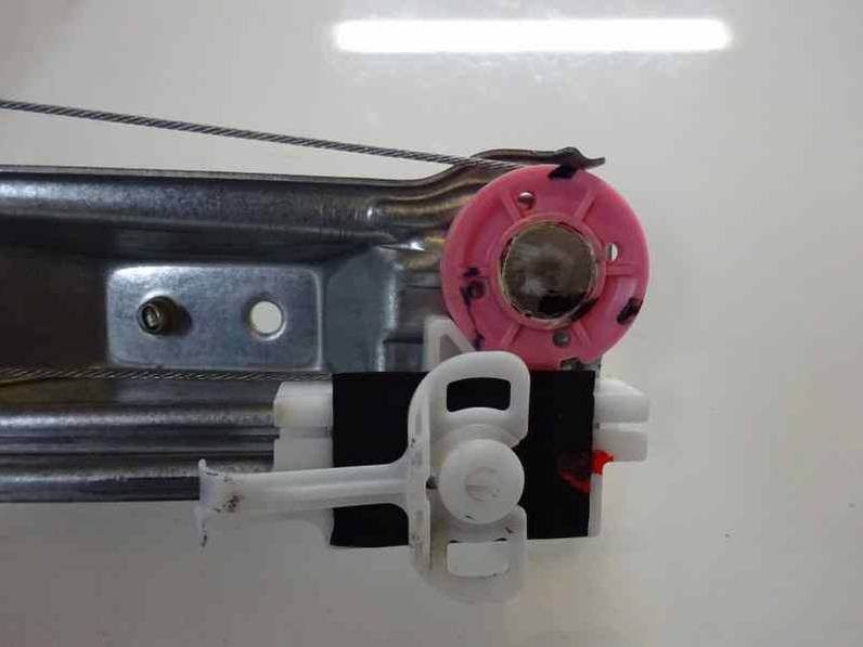 ELEVALUNAS TRASERO IZQUIERDO OPEL CORSA E 2016 1.3 16V CDTI (75 CV)